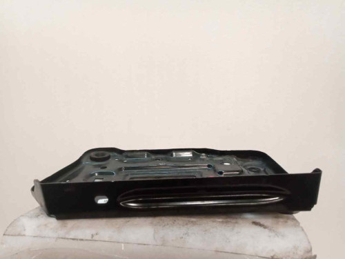 SOPORTE BATERIA INFINITI Q30 