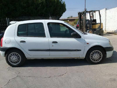 RENAULT CLIO II FASE I (B/CB0) — автомобиль-донор на запчасти 