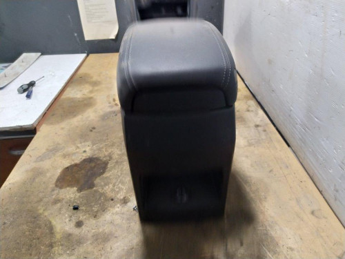  CONSOLA CENTRAL SSANGYONG KORANDO 