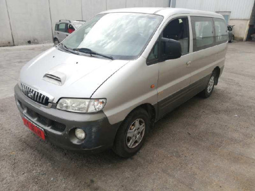 HYUNDAI H-1 () — vehículo donante para recambios 