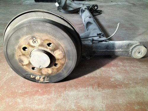  PUENTE TRASERO VOLKSWAGEN UP! (121) 
