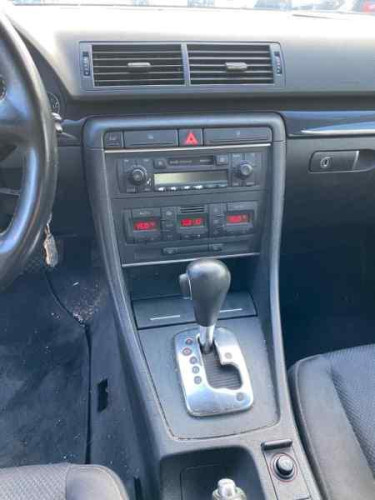  AUDI A4 BERLINA (8E) 