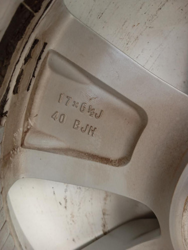  LLANTA, LEXUS, UX (ZA10) 