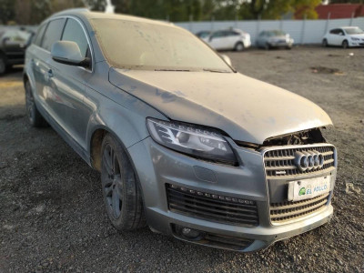 AUDI Q7 (4L)