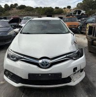 TOYOTA AURIS (E18)