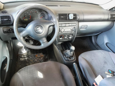 SEAT TOLEDO (1M2)