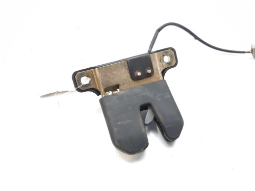  CERRADURA MALETERO / PORTON AUDI 80/90 (893) 