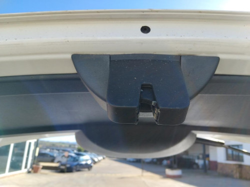 CERRADURA MALETERO / PORTON Skoda Fabia (NJ3)(08.2014->) SKODA Fabia (NJ3)(08.2014->) 