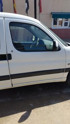PUERTA DELANTERA DERECHA Peugeot Partner (S2)(2002->)