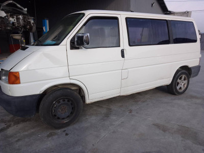 VOLKSWAGEN T4 TRANSPORTER CAMIÓN/DOBLE CABINA