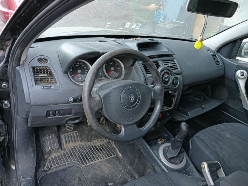 RENAULT MEGANE II BERLINA 5P — Donor Vehicle for Used Parts 