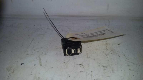 MANDO ELEVALUNAS DELANTERO DERECHO Citroen BERLINGO 