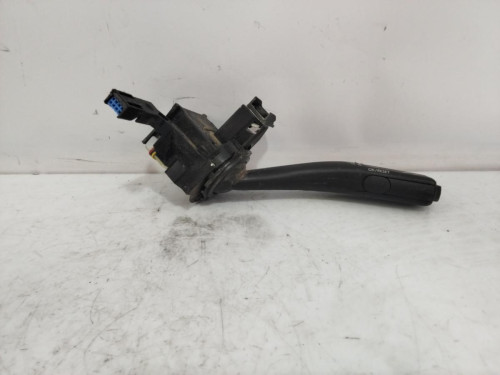 MANDO LIMPIA VOLKSWAGEN GOLF VI (5K1)(10.2008) 