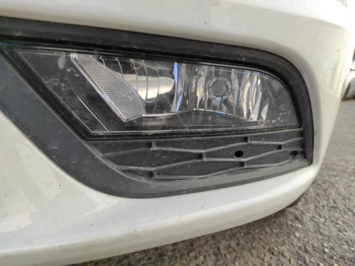 FARO ANTINIEBLA IZQUIERDO Seat TOLEDO (KG3) 
