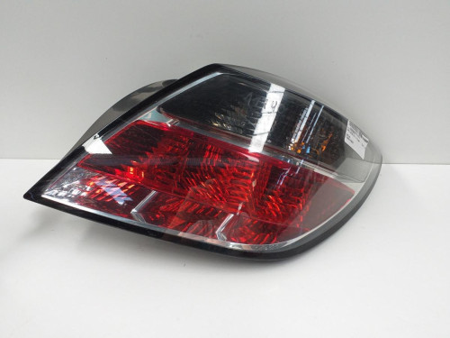  PILOTO TRASERO DERECHO Opel ASTRA H GTC 