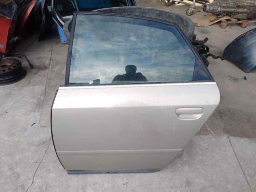 PUERTA TRASERA IZQUIERDA Audi A6 BERLINA (4B2) 