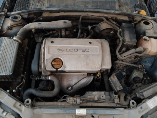 Opel Vectra B Berlina (1995->) — vehículo donante para recambios 
