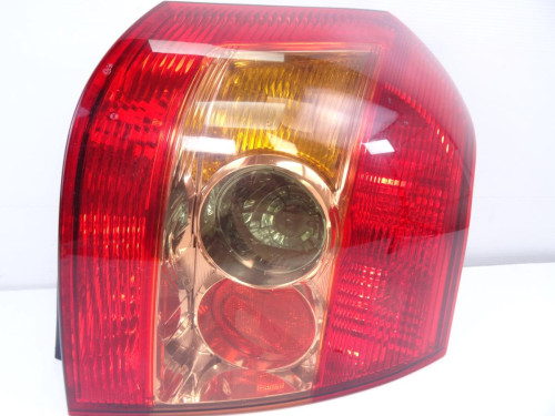  PILOTO TRASERO DERECHO TOYOTA COROLLA (E12) 