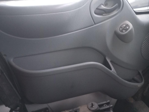 GUARNECIDO PUERTA DELANTERA IZQUIERDA Ford TRANSIT COMBI (TT9) 