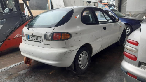  DAEWOO LANOS 