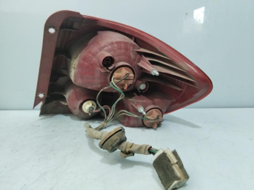 PILOTO TRASERO IZQUIERDO HYUNDAI GETZ (TB) 