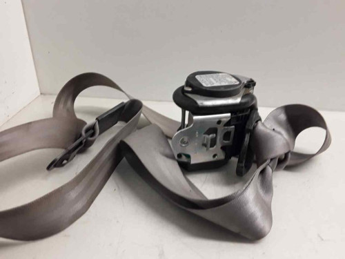 CINTURON SEGURIDAD DELANTERO DERECHO Audi A6 AVANT (4B5) 