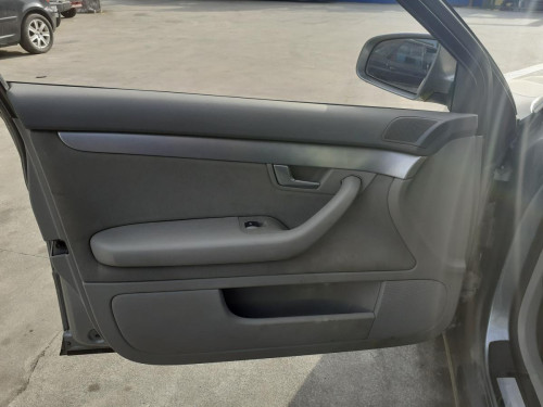  JUEGO TAPIZADOS / CARTONERAS AUDI A4 AVANT (8E) 