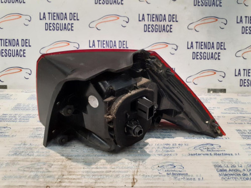  PILOTO TRASERO IZQUIERDO 