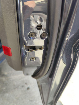 CERRADURA PUERTA DELANTERA DERECHA
