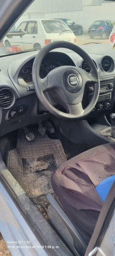 SEAT CORDOBA BERLINA (6L2) — автомобиль-донор на запчасти 