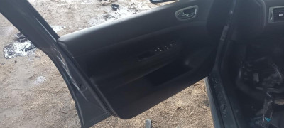 PEUGEOT 307 (S1)(04.2001)