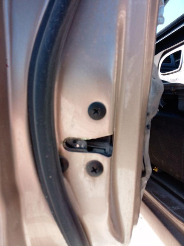 CERRADURA PUERTA DELANTERA IZQUIERDA Kia RIO (BC) 
