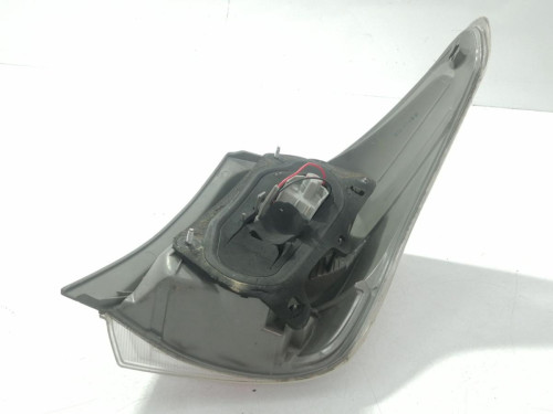  PILOTO TRASERO IZQUIERDO Toyota VERSO (AUR2/ZGR2) 