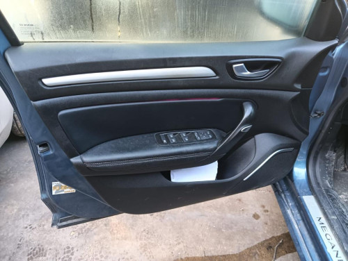 RENAULT MEGANE IV SPORT TOURER — vehículo donante para recambios 