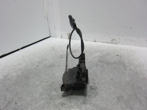  CERRADURA PUERTA DELANTERA DERECHA RENAULT CLIO III 