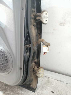 PUERTA TRASERA IZQUIERDA, KIA, SORENTO (BL)