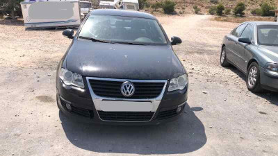 VOLKSWAGEN PASSAT BERLINA (3C2)