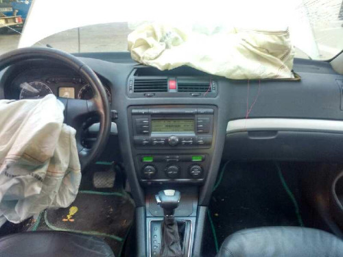  SKODA OCTAVIA BERLINA (1Z3) 