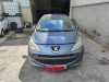 PEUGEOT 207 — vehículo donante para recambios 