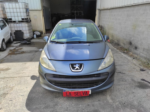 PEUGEOT 207 — vehículo donante para recambios 