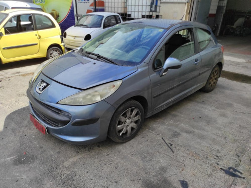 PEUGEOT 207 — vehículo donante para recambios 