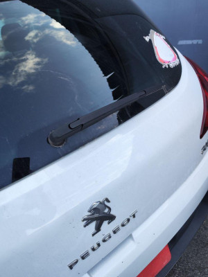 BRAZO LIMPIA TRASERO, PEUGEOT, 3008
