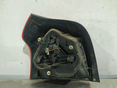 PILOTO TRASERO DERECHO, TOYOTA, COROLLA (E12)