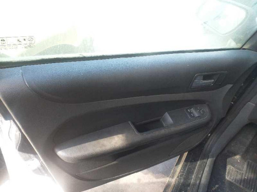  FORD FOCUS BERLINA (CAP) 