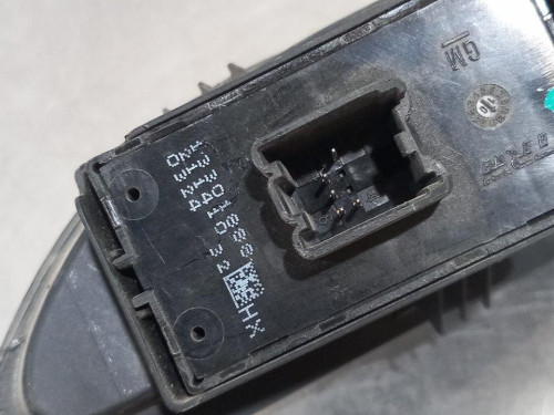 MANDO ELEVALUNAS TRASERO DERECHO Opel ASTRA J BERLINA 5P 