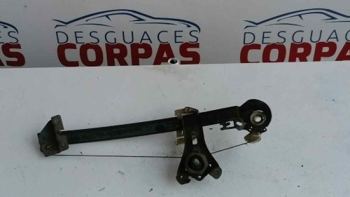  ELEVALUNAS TRASERO DERECHO 
