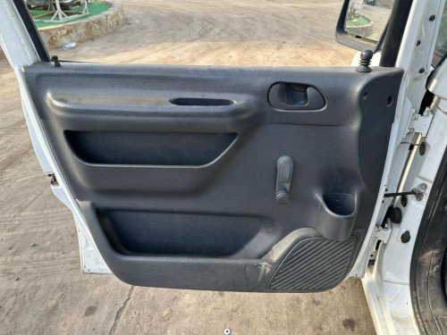 PEUGEOT EXPERT FURGÓN COMFORT (1995) — автомобиль-донор на запчасти 