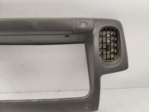 MOLDURA Nissan CABSTAR 