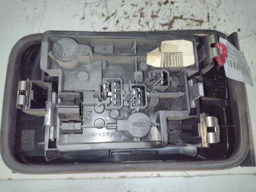  PILOTO TRASERO DERECHO INTERIOR CITROEN XANTIA BERLINA 