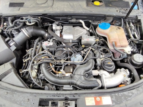 AUDI A6 BERLINA (4F2) 